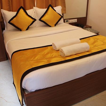 Uj Pallazzio - Business Class Luxury Hotel Tiruvannāmalai Екстериор снимка