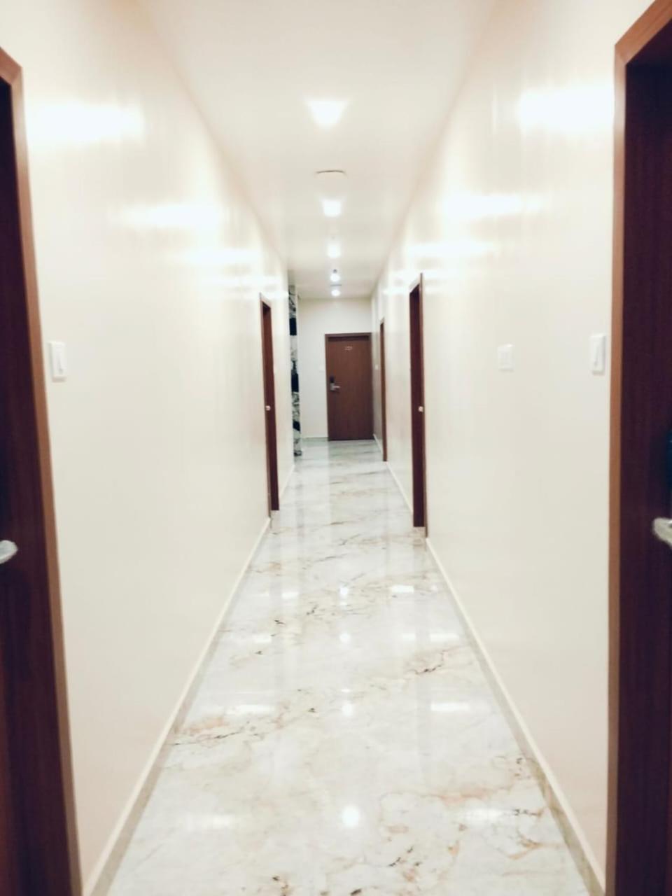 Uj Pallazzio - Business Class Luxury Hotel Tiruvannāmalai Екстериор снимка