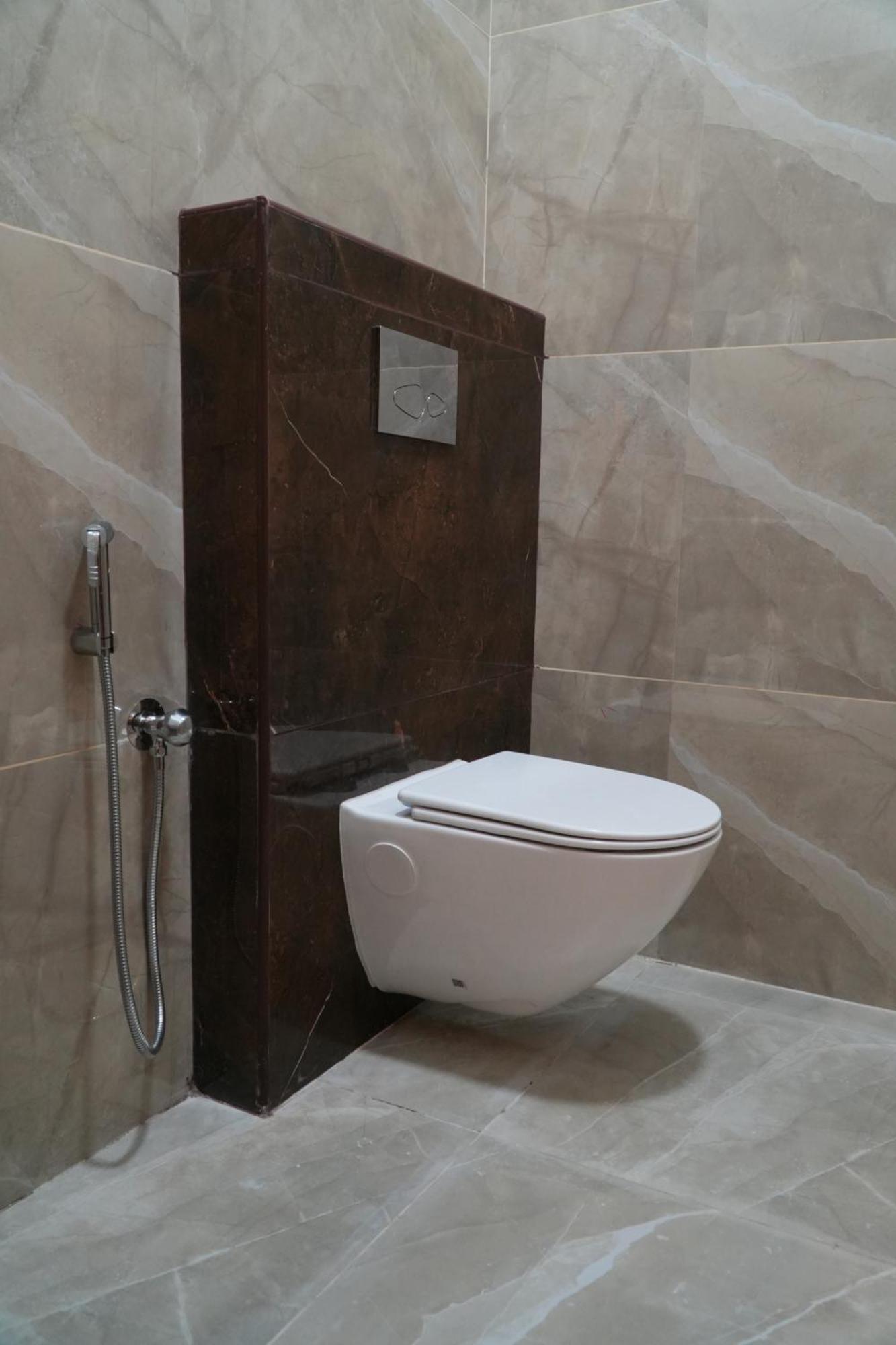 Uj Pallazzio - Business Class Luxury Hotel Tiruvannāmalai Екстериор снимка