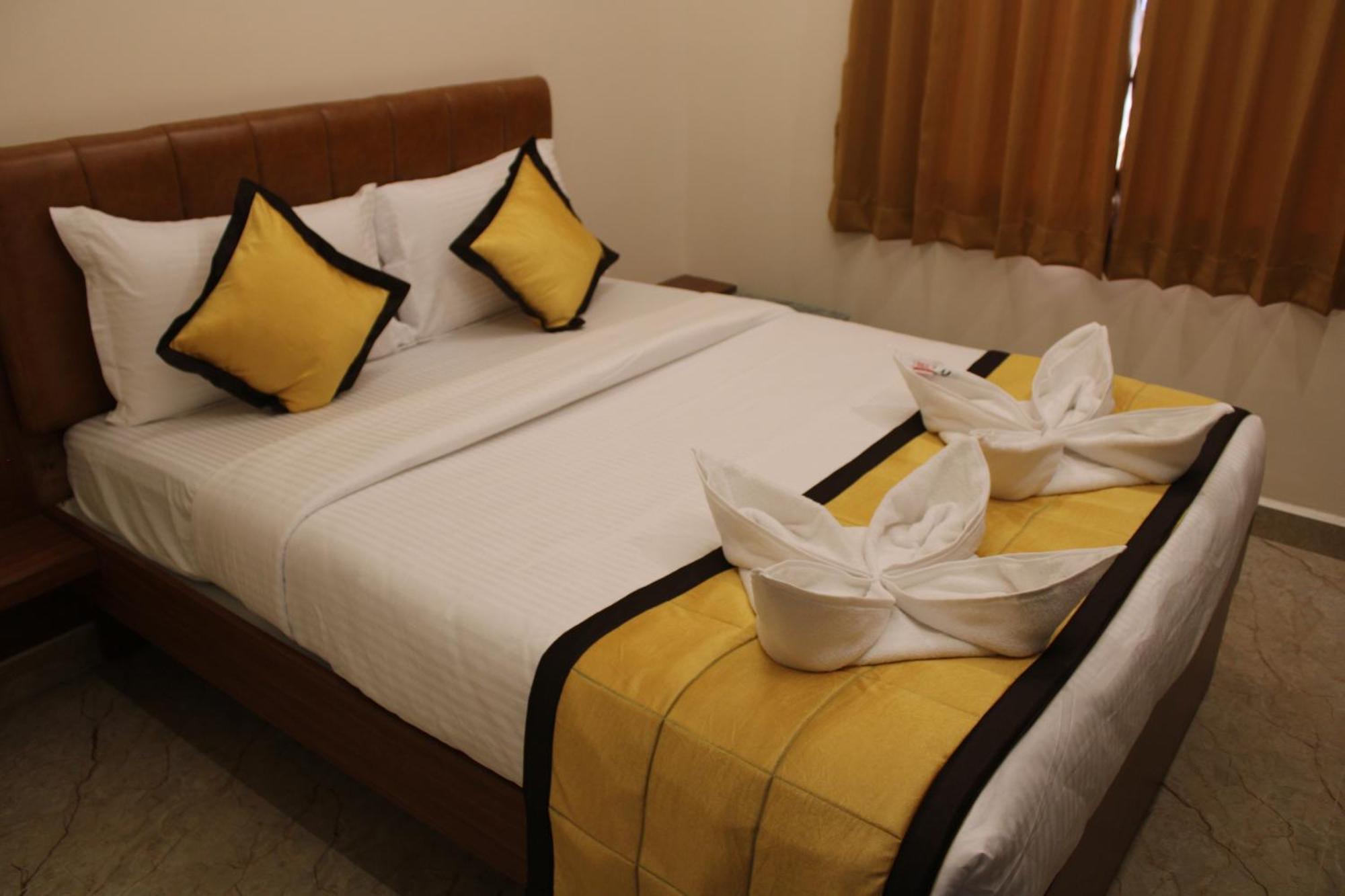 Uj Pallazzio - Business Class Luxury Hotel Tiruvannāmalai Екстериор снимка