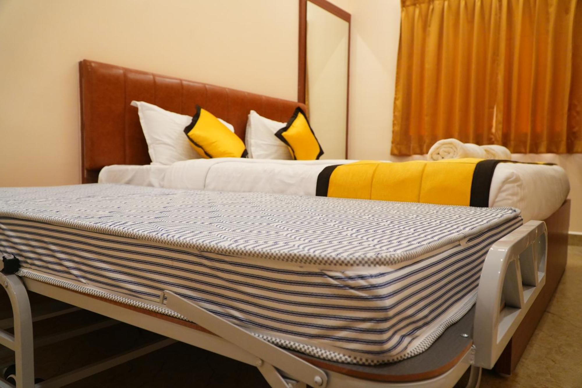 Uj Pallazzio - Business Class Luxury Hotel Tiruvannāmalai Екстериор снимка