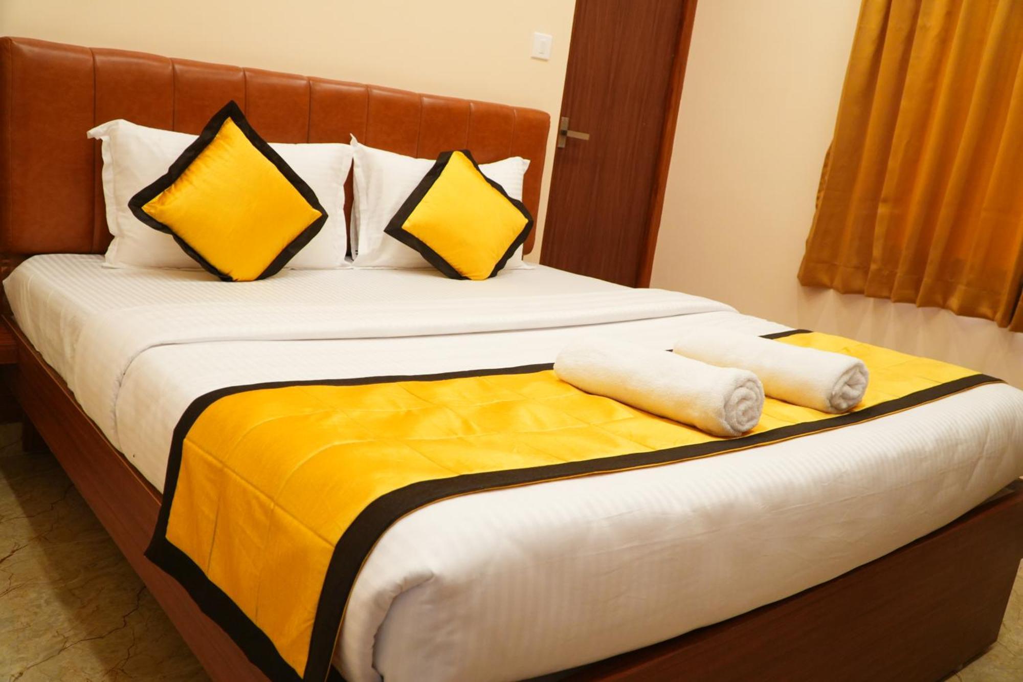 Uj Pallazzio - Business Class Luxury Hotel Tiruvannāmalai Екстериор снимка