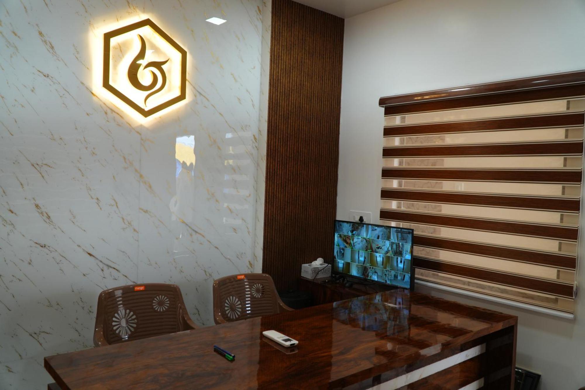 Uj Pallazzio - Business Class Luxury Hotel Tiruvannāmalai Екстериор снимка